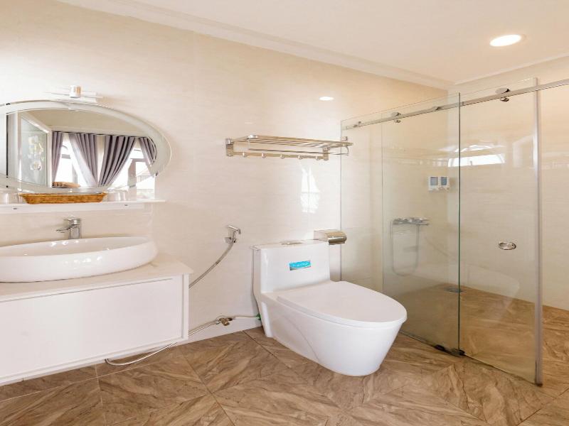 Adalia Villa & Hotel Da Lat image