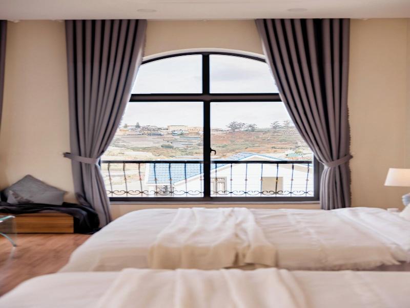 Adalia Villa & Hotel Da Lat image