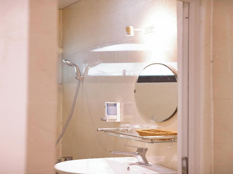 Adalia Villa & Hotel Da Lat image