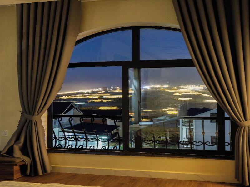 Adalia Villa & Hotel Da Lat image