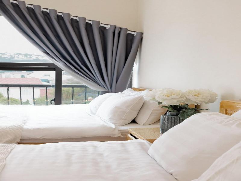 Adalia Villa & Hotel Da Lat image