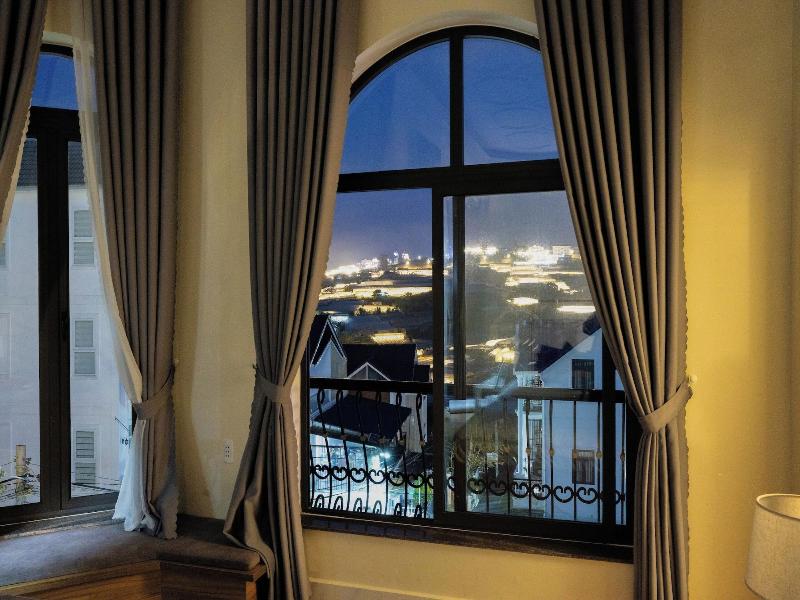 Adalia Villa & Hotel Da Lat image