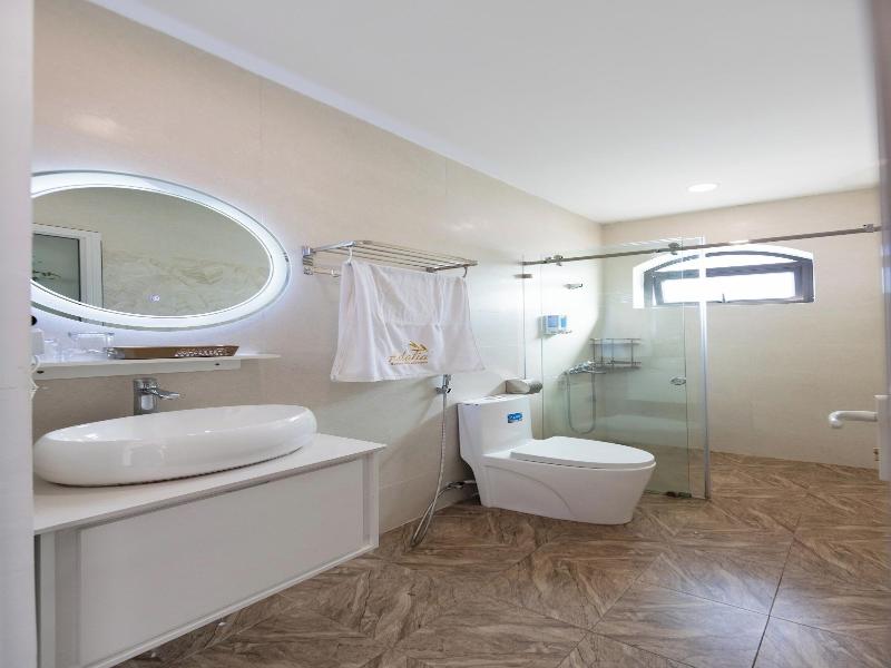 Adalia Villa & Hotel Da Lat image