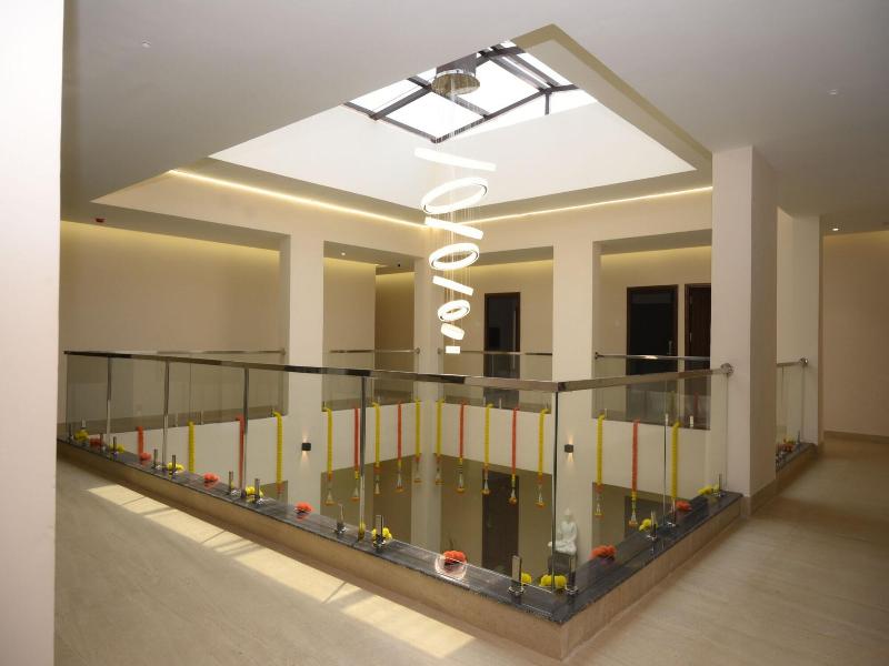 Zip By Spree Hotels Neelam Nakshatra
