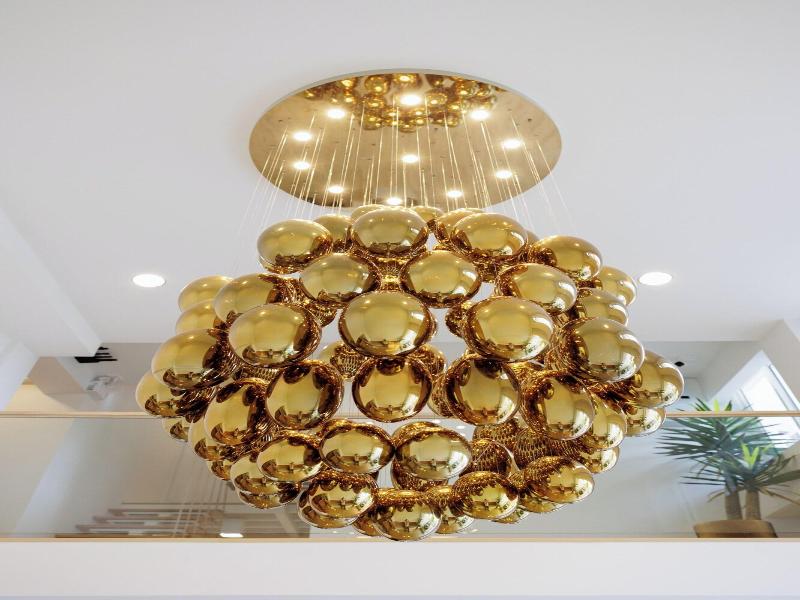 Takka Hotel - Bearing image