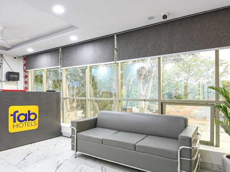 Fabhotel Evergreen image
