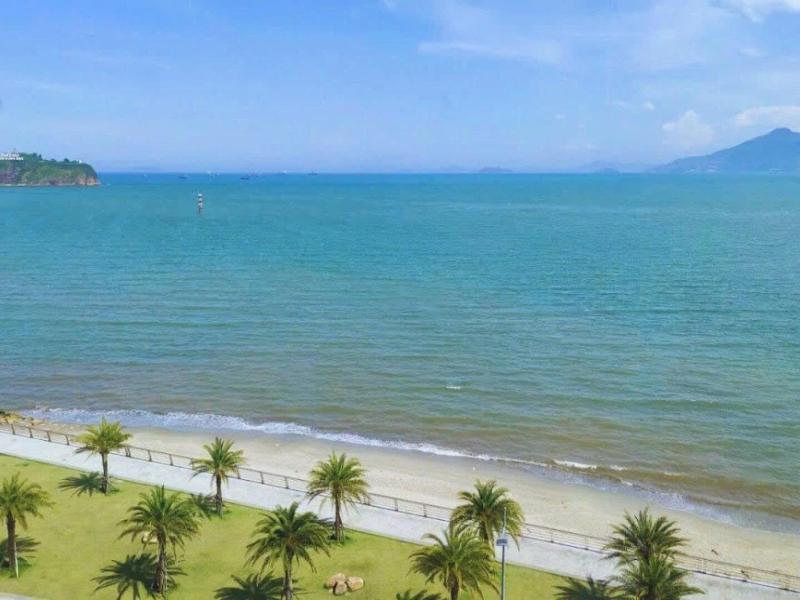 Canary Gold Hotel Quy Nhæ¡n, Beachfront image