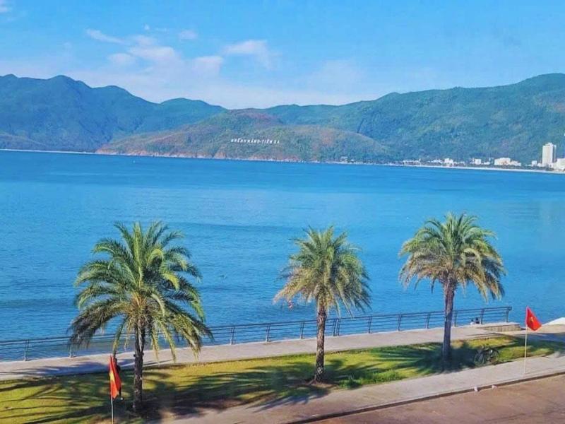Canary Gold Hotel Quy Nhæ¡n, Beachfront image