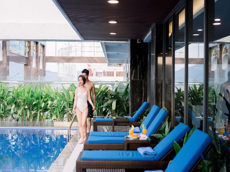 Canary Gold Hotel Quy Nhæ¡n, Beachfront image