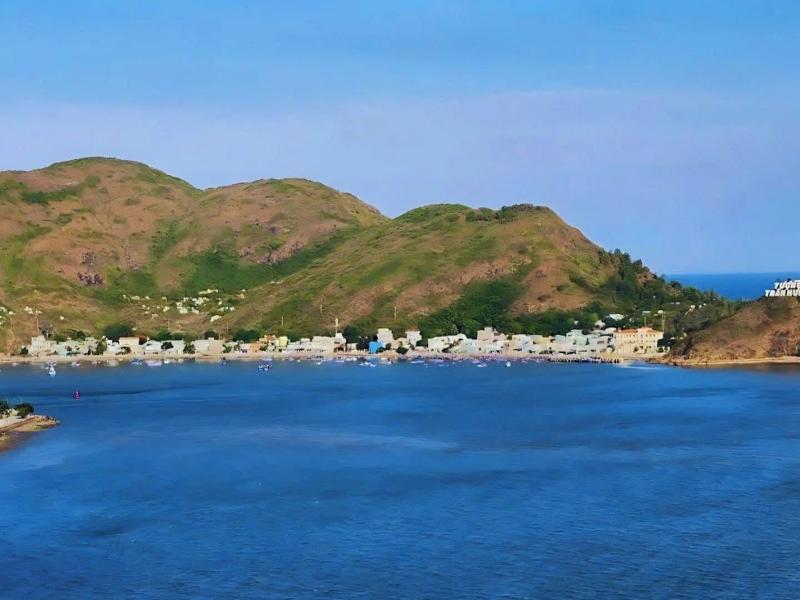 Canary Gold Hotel Quy Nhæ¡n, Beachfront image