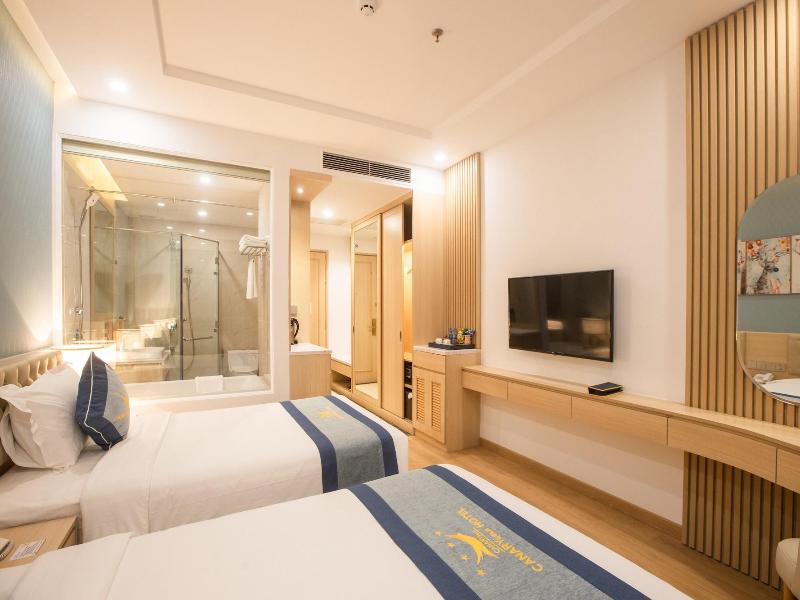 Canary Gold Hotel Quy Nhæ¡n, Beachfront image