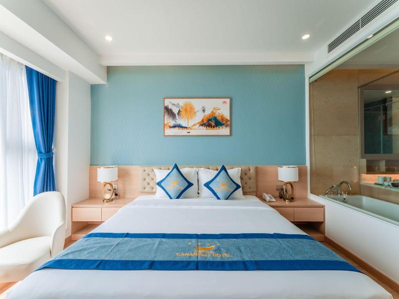 Canary Gold Hotel Quy Nhæ¡n, Beachfront image
