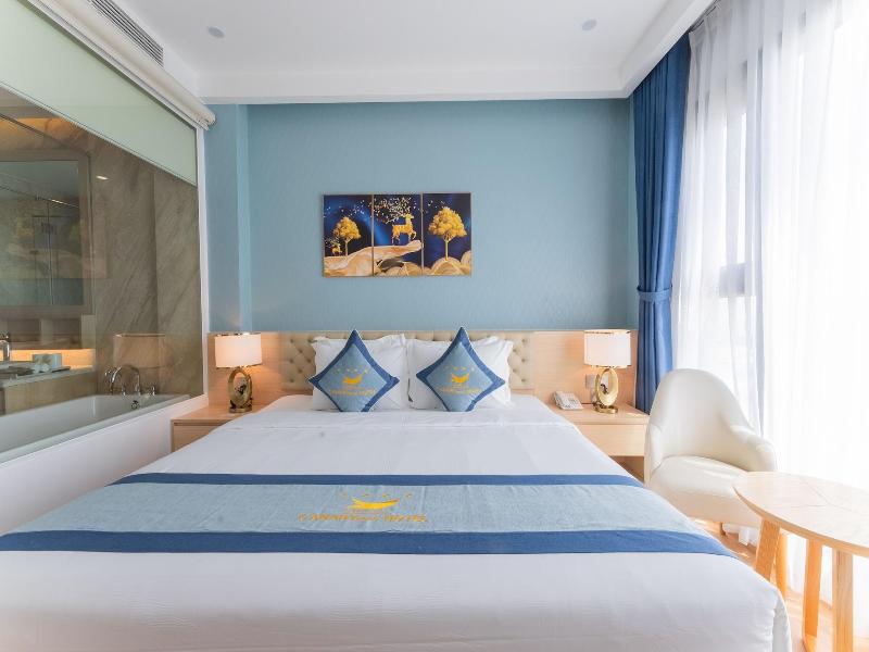 Canary Gold Hotel Quy Nhæ¡n, Beachfront image