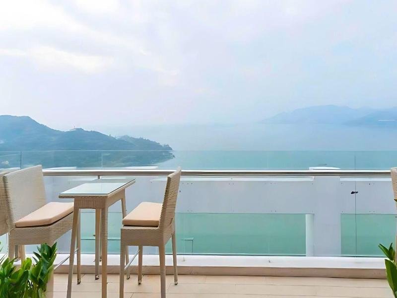 Canary Gold Hotel Quy Nhæ¡n, Beachfront image