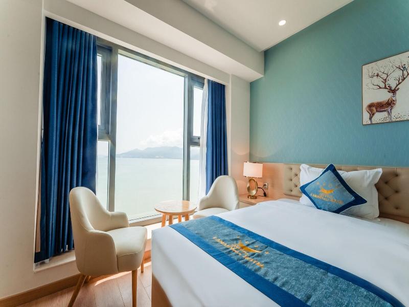 Canary Gold Hotel Quy Nhæ¡n, Beachfront image