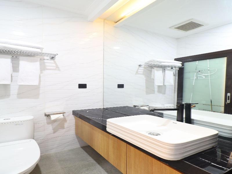 Collection O Samurai Hotel image