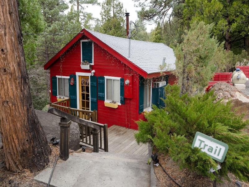 Idyllwild Bunkhouse image