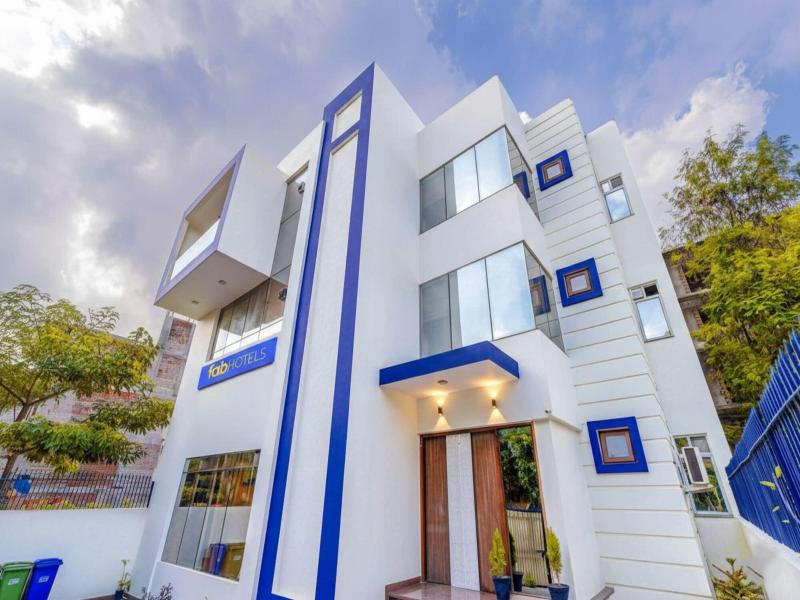Fabhotel Oyster Villa image