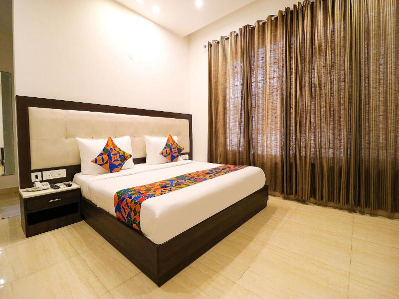 Fabhotel Oyster Villa image