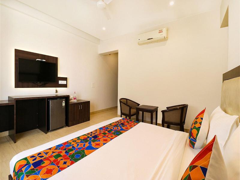 Fabhotel Oyster Villa image