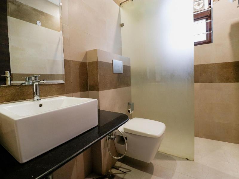 Fabhotel Oyster Villa image