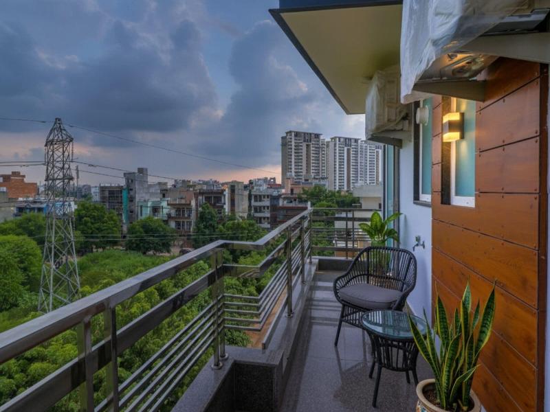 Fabhotel Star Corporate Suite image