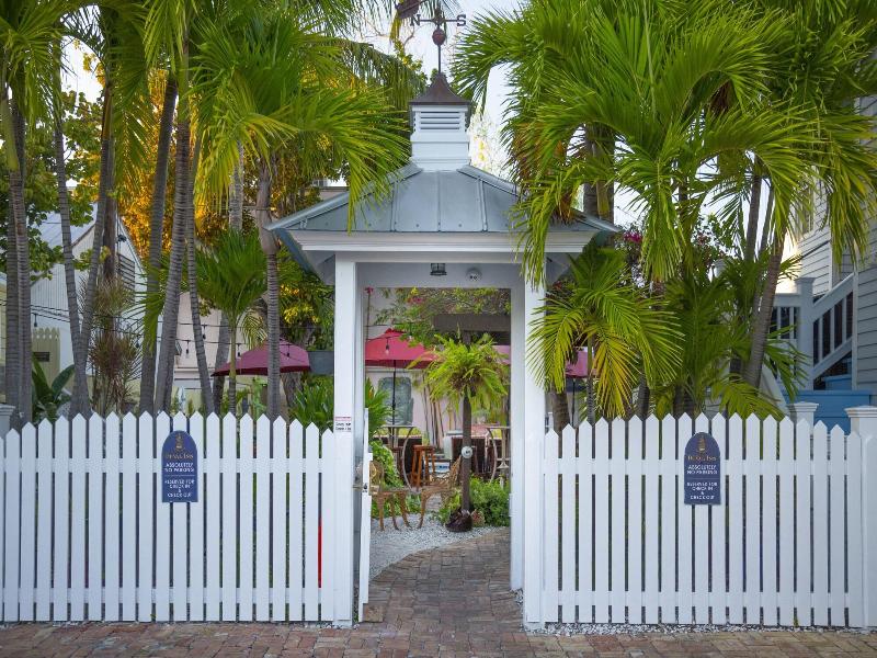 Duval Inn — general view