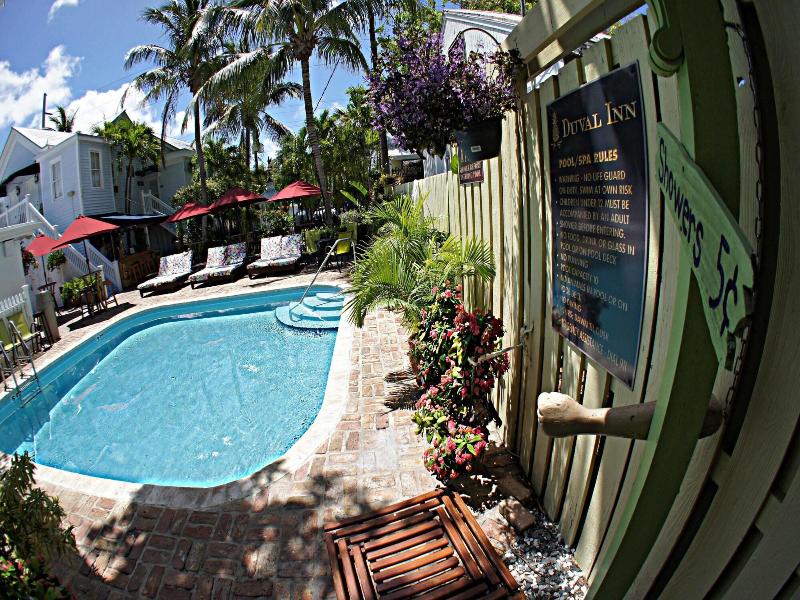 Duval Inn