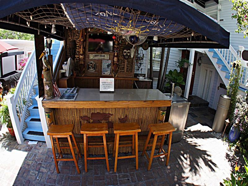 Duval Inn