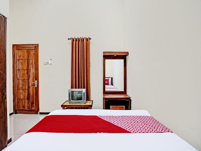 Oyo 92367 Garuda Homestay Syariah image