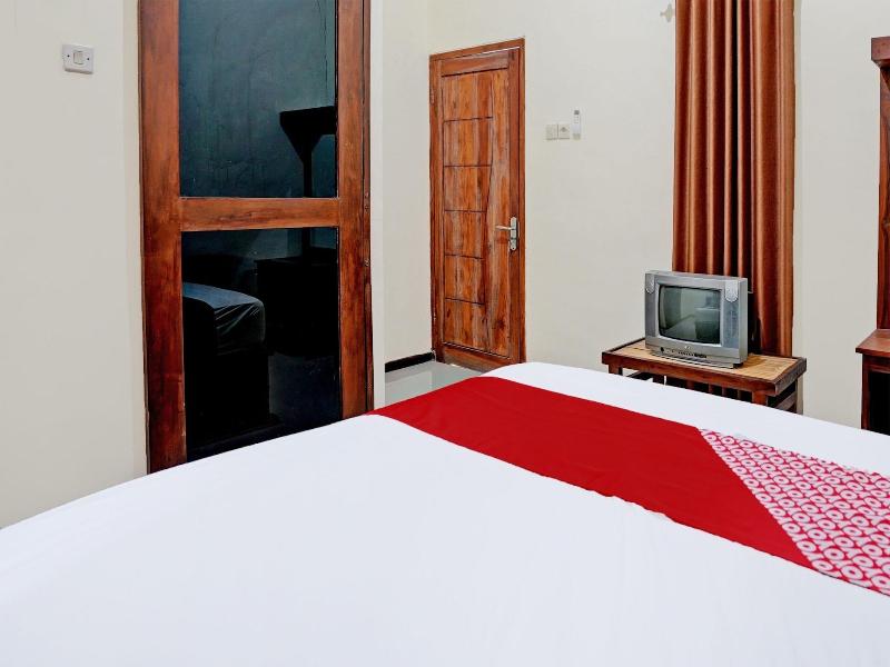 Oyo 92367 Garuda Homestay Syariah image