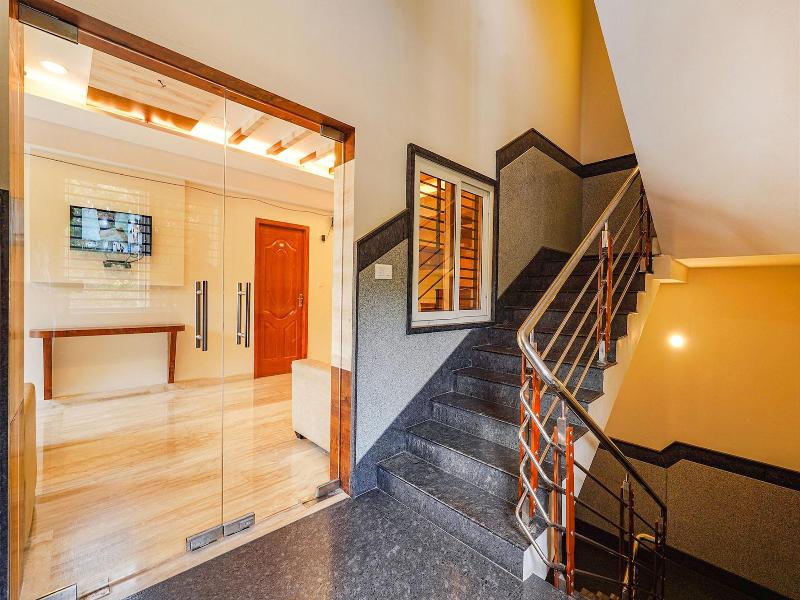 Fabhotel Shakthi Suites image