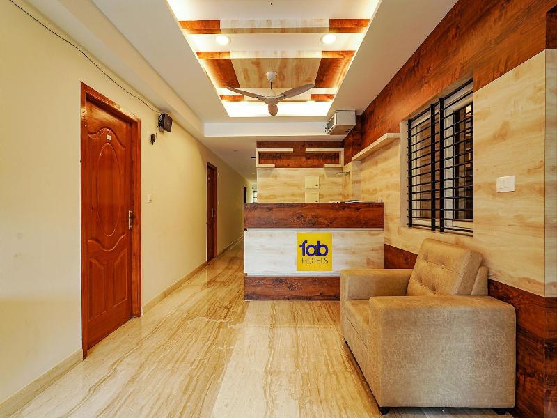 Fabhotel Shakthi Suites image