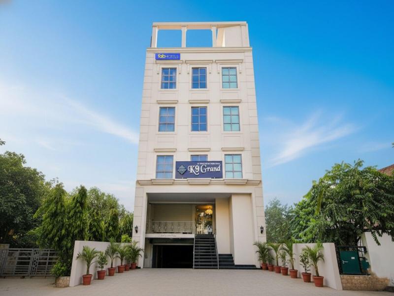 Fabhotel Prime K9 Grand image