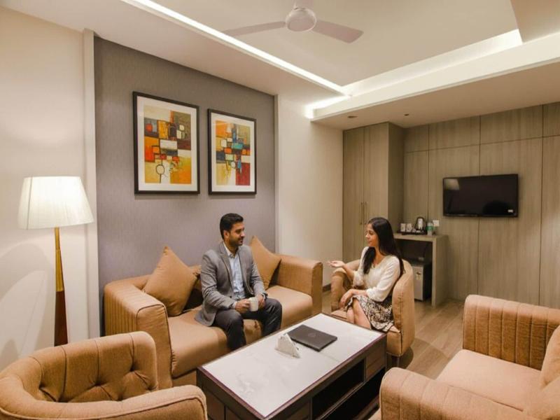 Fabhotel Prime K9 Grand image