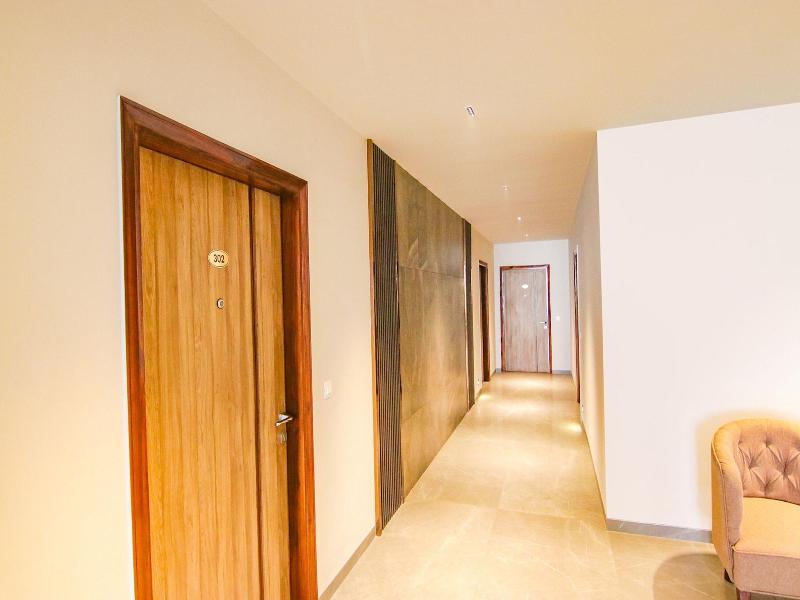 Fabhotel Prime K9 Grand image