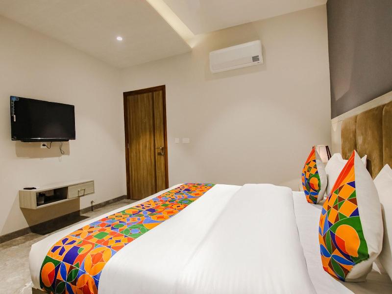 Fabhotel Prime K9 Grand image