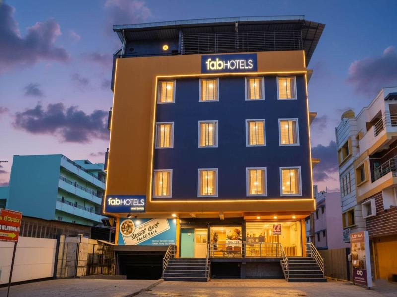 Fabhotel Astra image