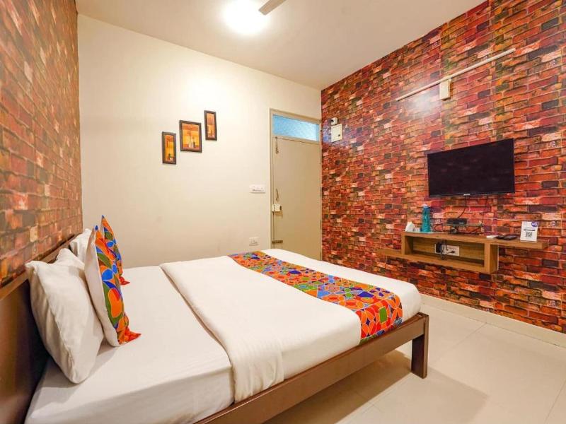 Fabexpress Kings Suites Hrbr Layout image