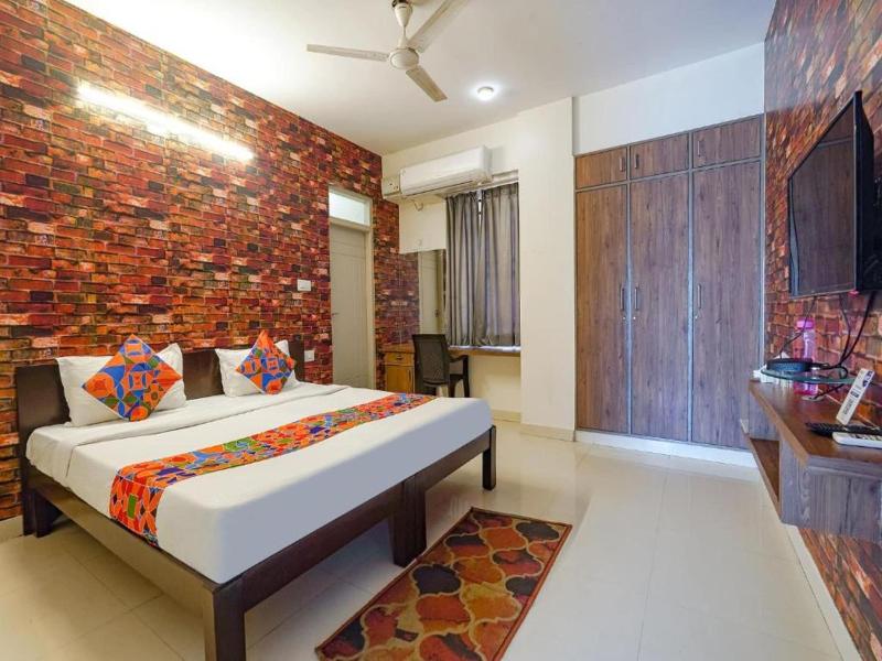 Fabexpress Kings Suites Hrbr Layout image