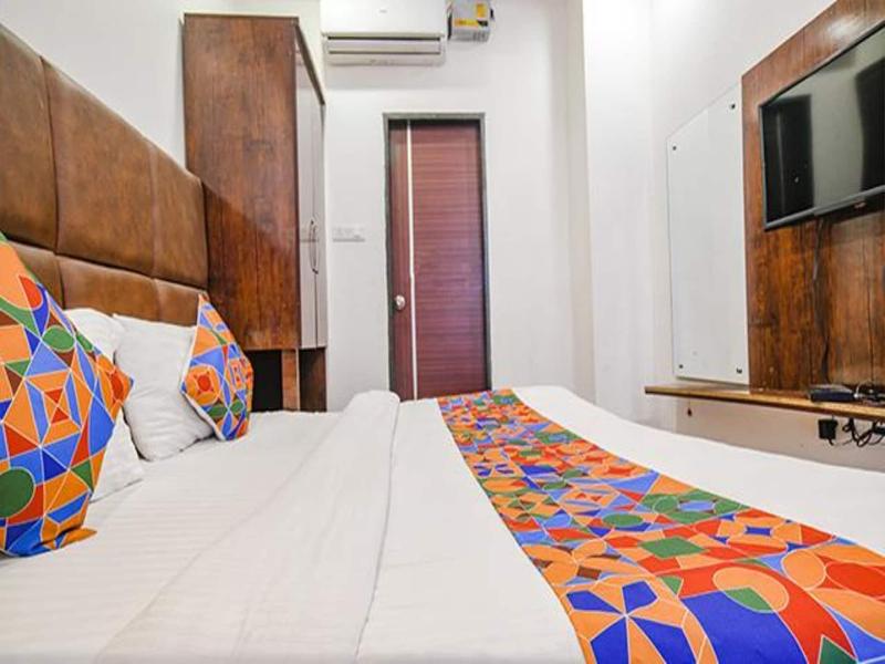 Fabhotel S Pride — exterior view