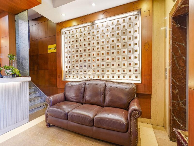 Fabhotel Spiro Grand image