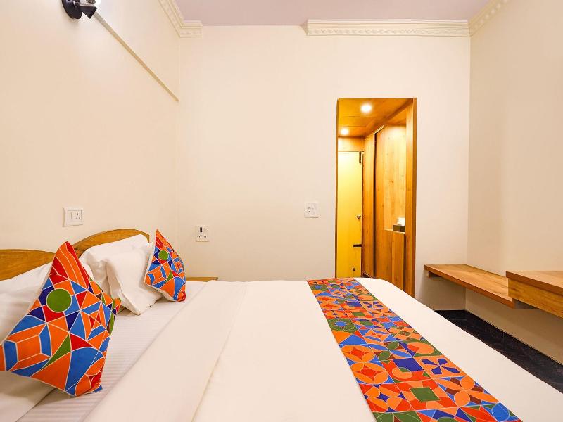 Fabhotel Spiro Grand image
