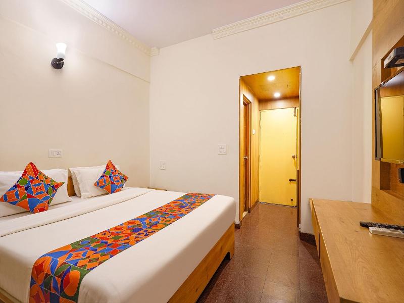 Fabhotel Spiro Grand image