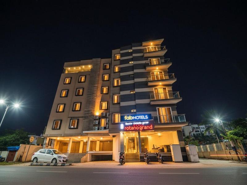 Fabhotel Rotano Grand Marathahalli image