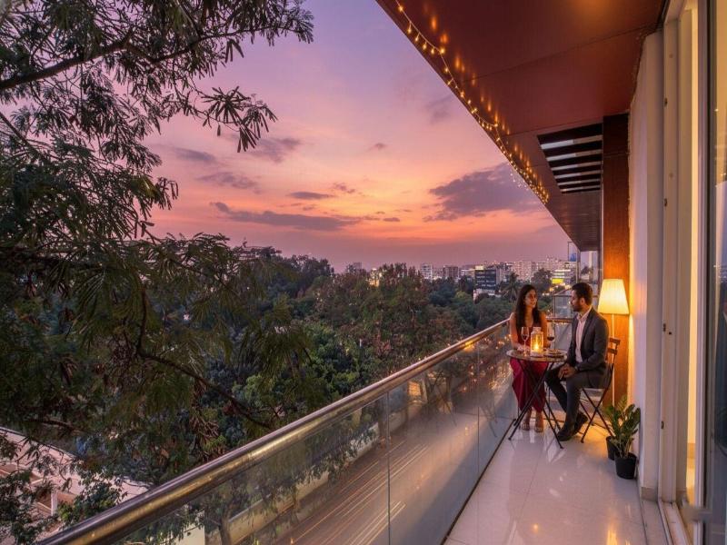 Fabhotel Emirates Suites image