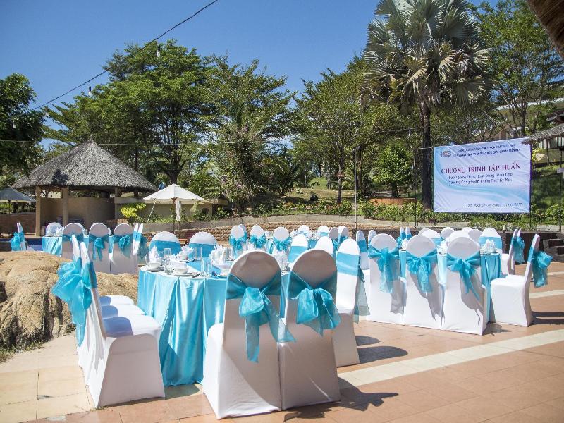Lazi Beach Resort