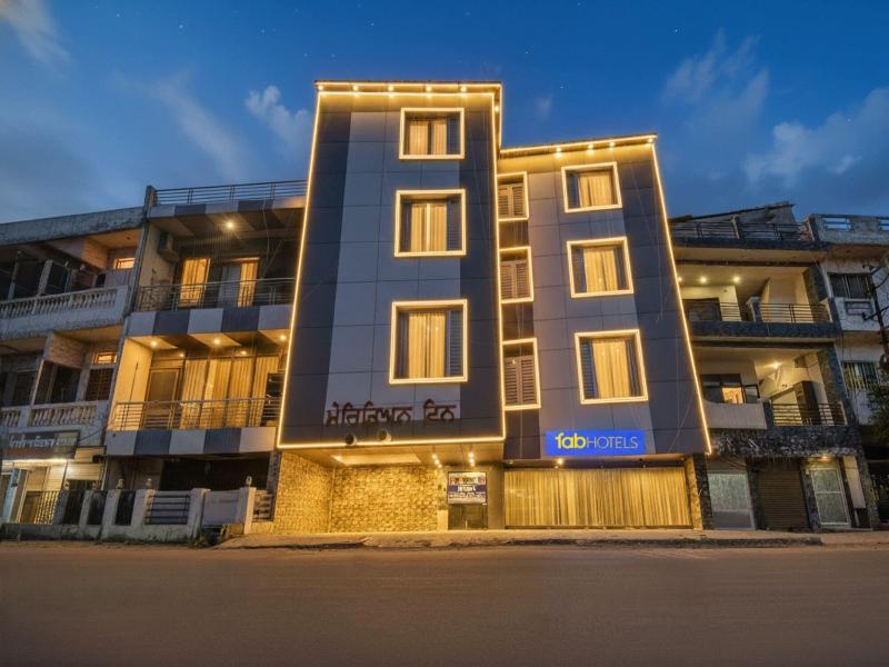 Fabhotel Meridian Inn image