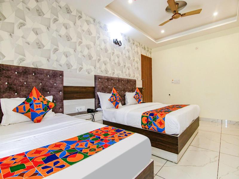 Fabhotel Meridian Inn image