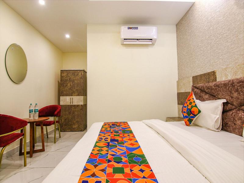 Fabhotel Meridian Inn image